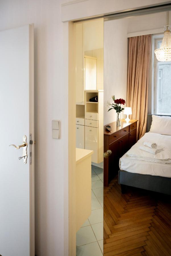 Hideaway Waehring Viena Exterior foto